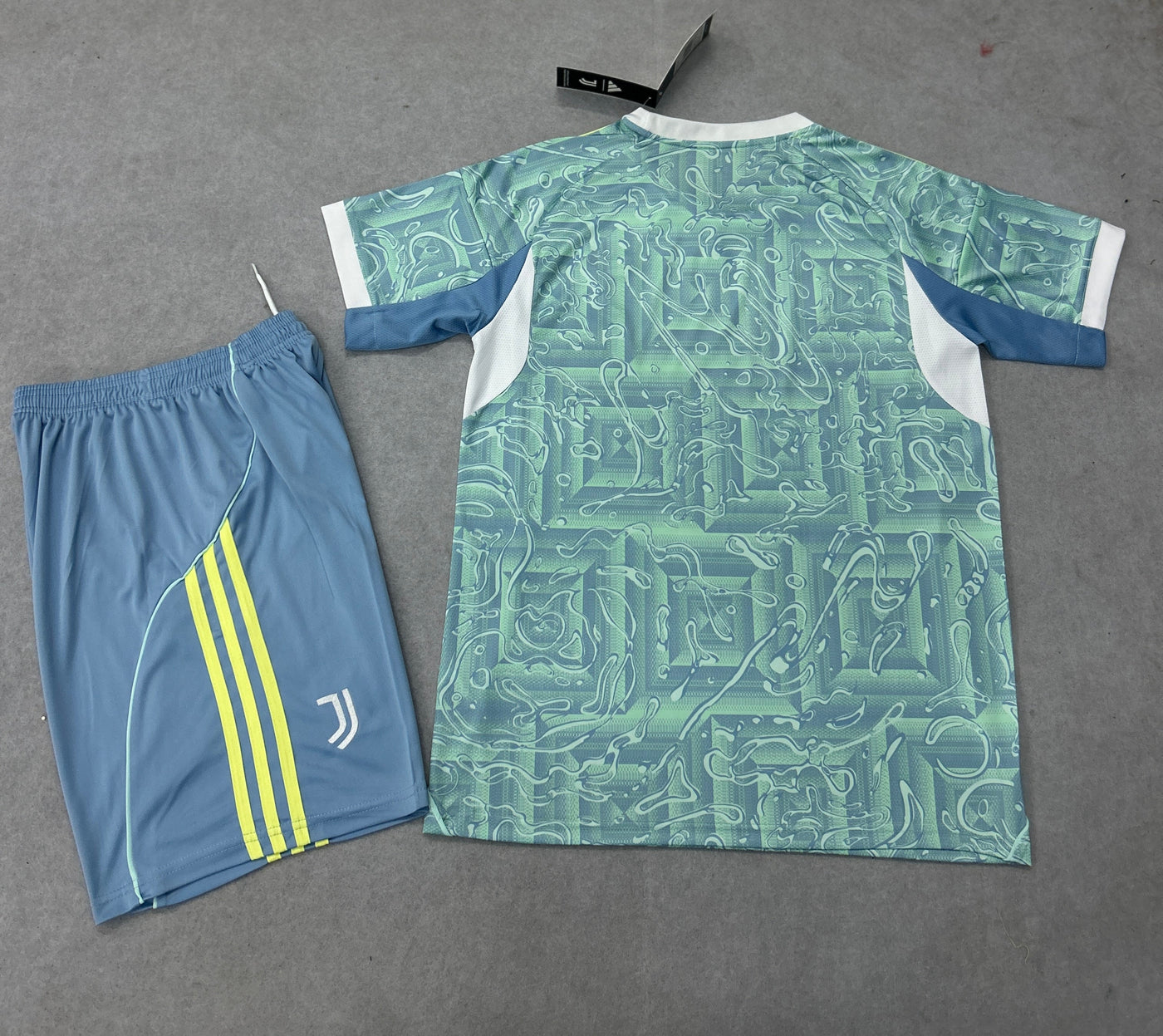 Juventus Kit Away 2025/2026