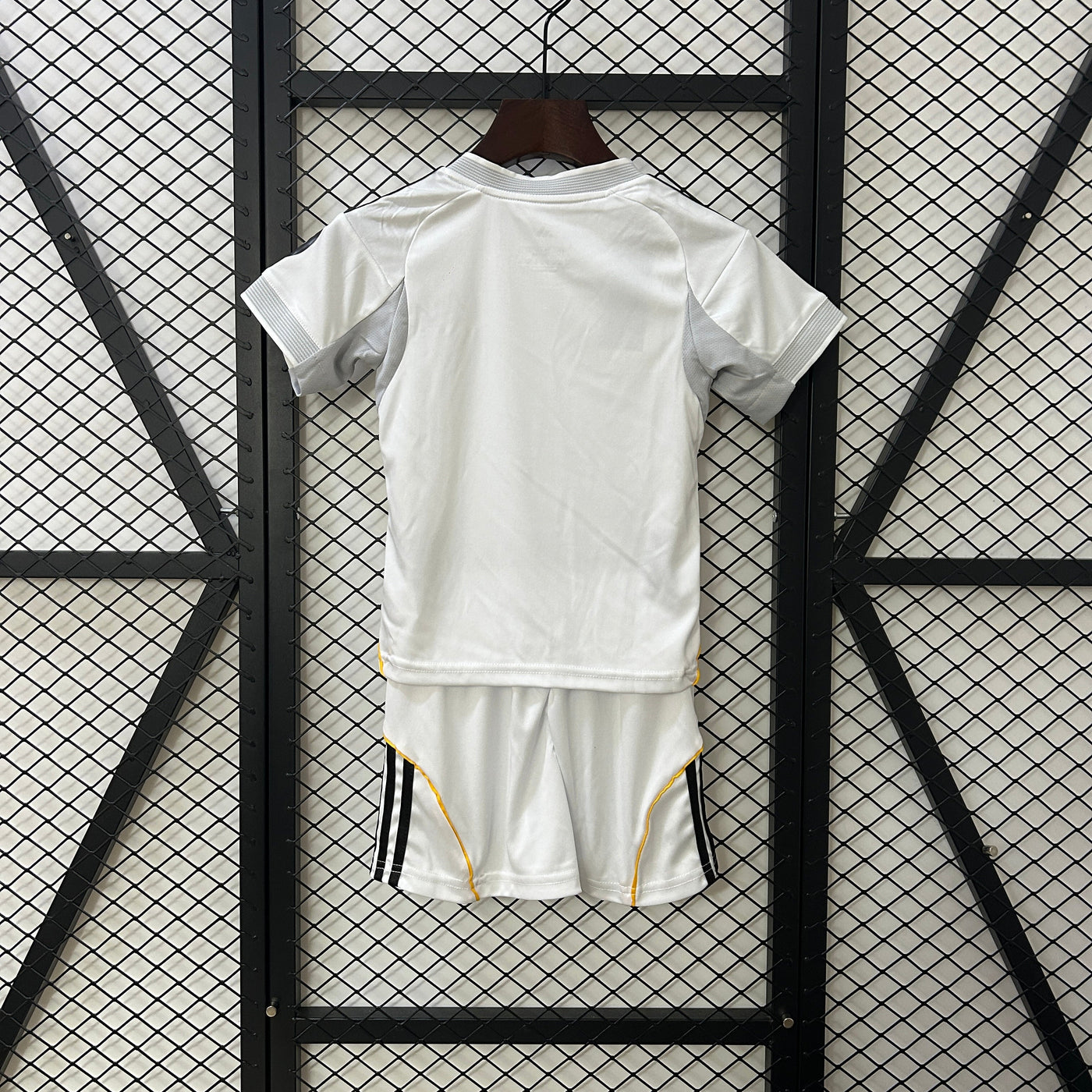 Real Madrid Kids Home Kit 2025/2026