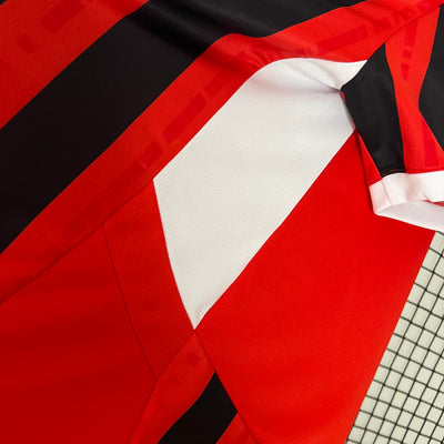 Officiële AC Milan Thuis Shirt 2024/2025 - Rood en Zwart met Witte Details