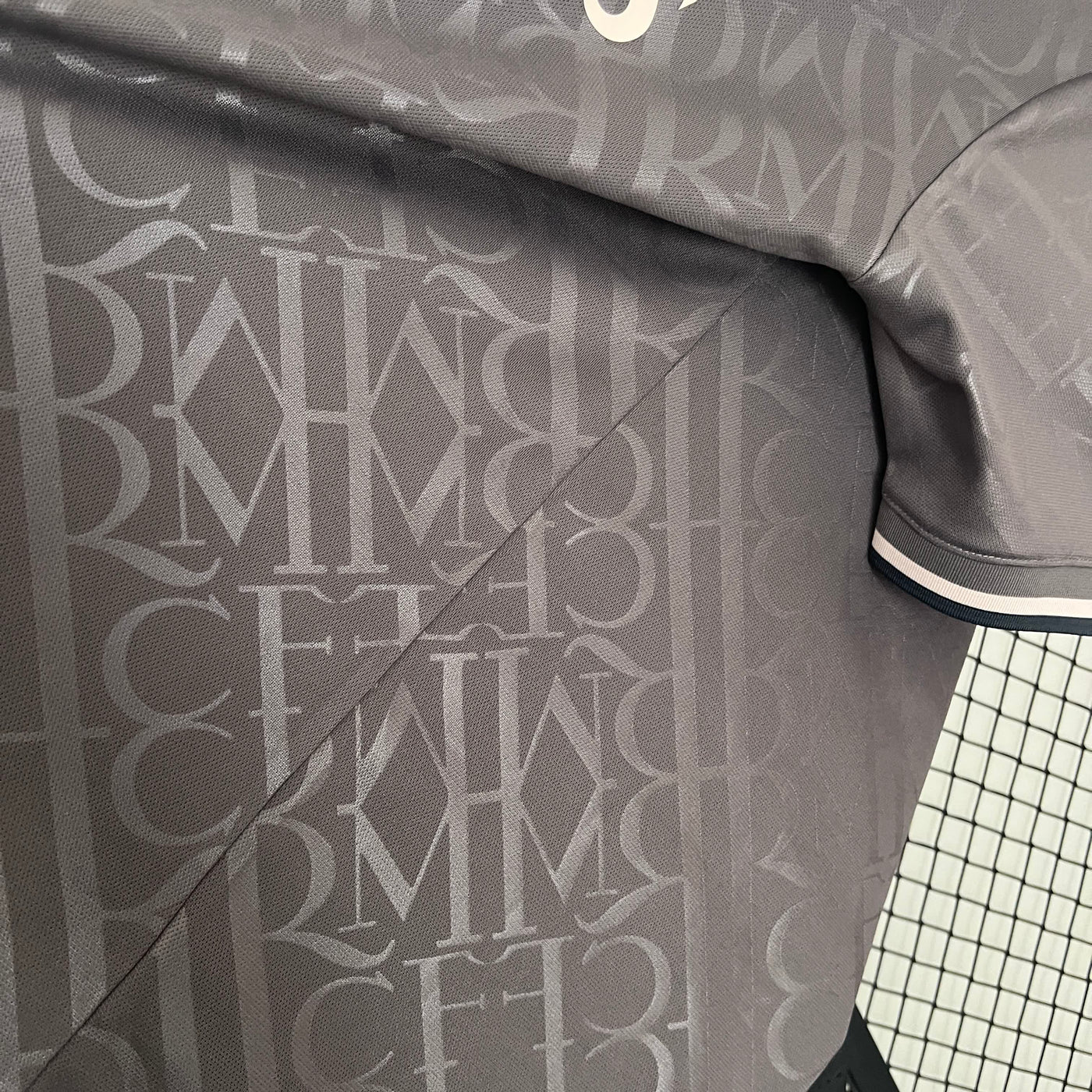 Officiële Real Madrid Derde Shirt 2024/2025 - Grijs met Witte Accenten