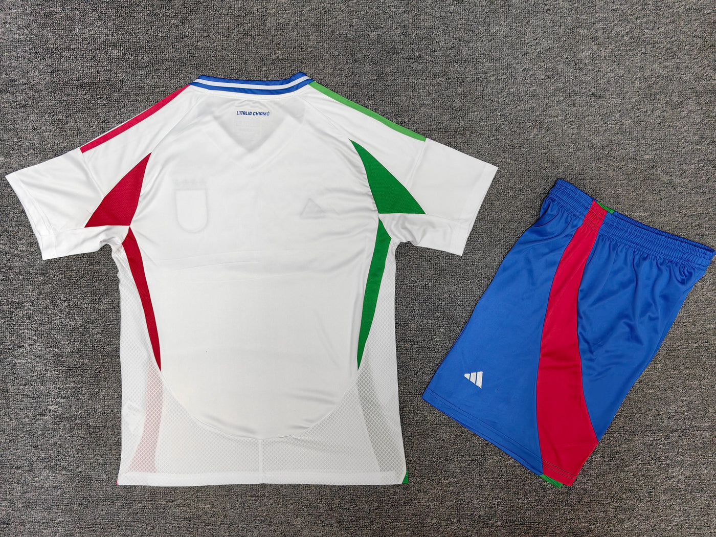 Italy Kit Away 2024/2025