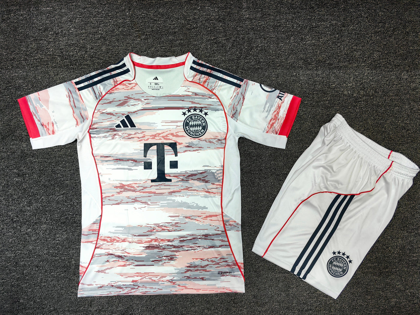 Fc Bayern Munchen Kit Away 2025/2026 - Bayer Munich