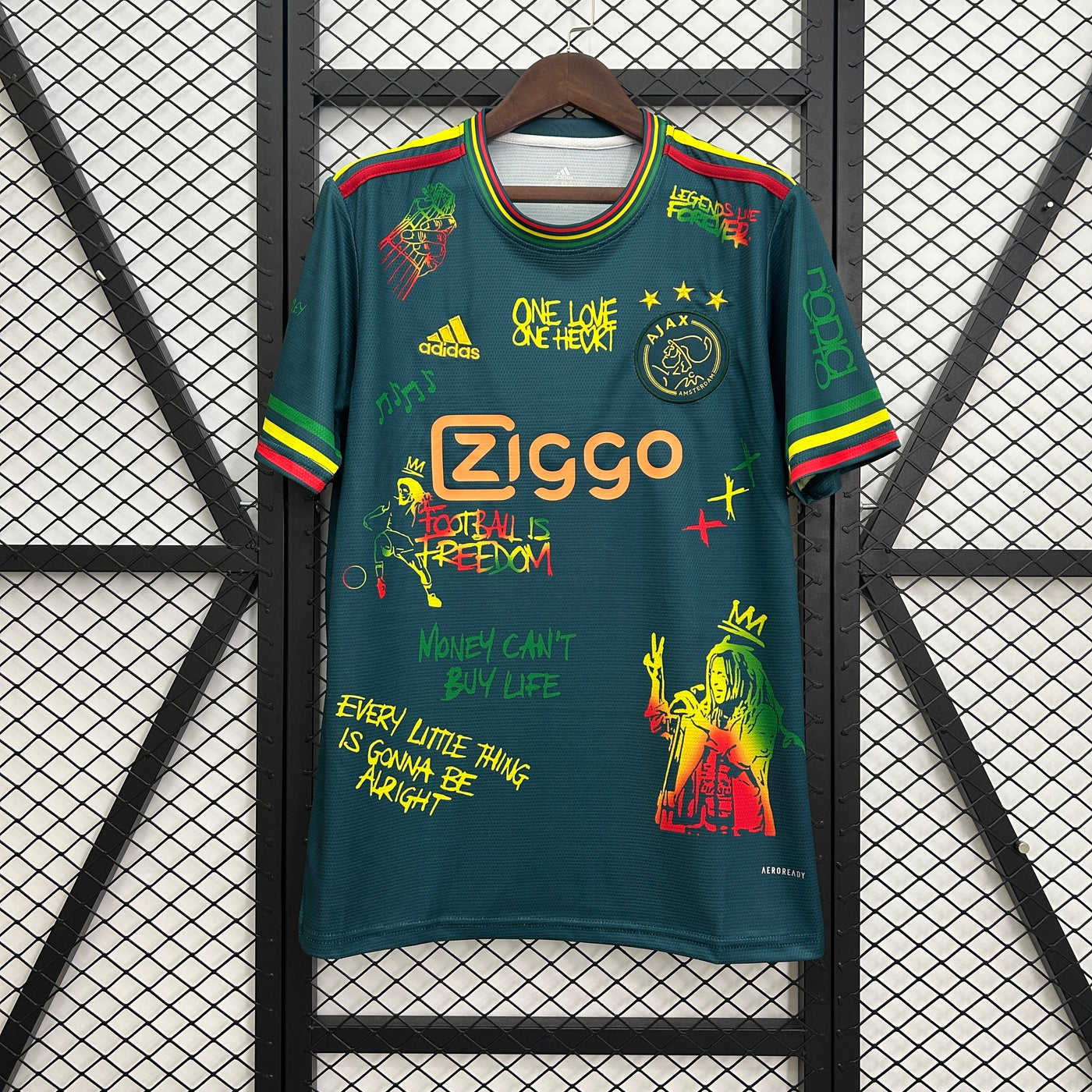 Ajax Shirt 2025/2026 - Bob Marley Edition Jersey Green