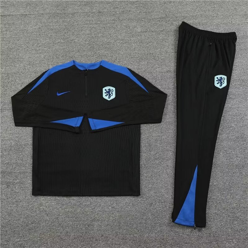 Netherlands Kit Training Dark Edition 2024/2025 - Nederland