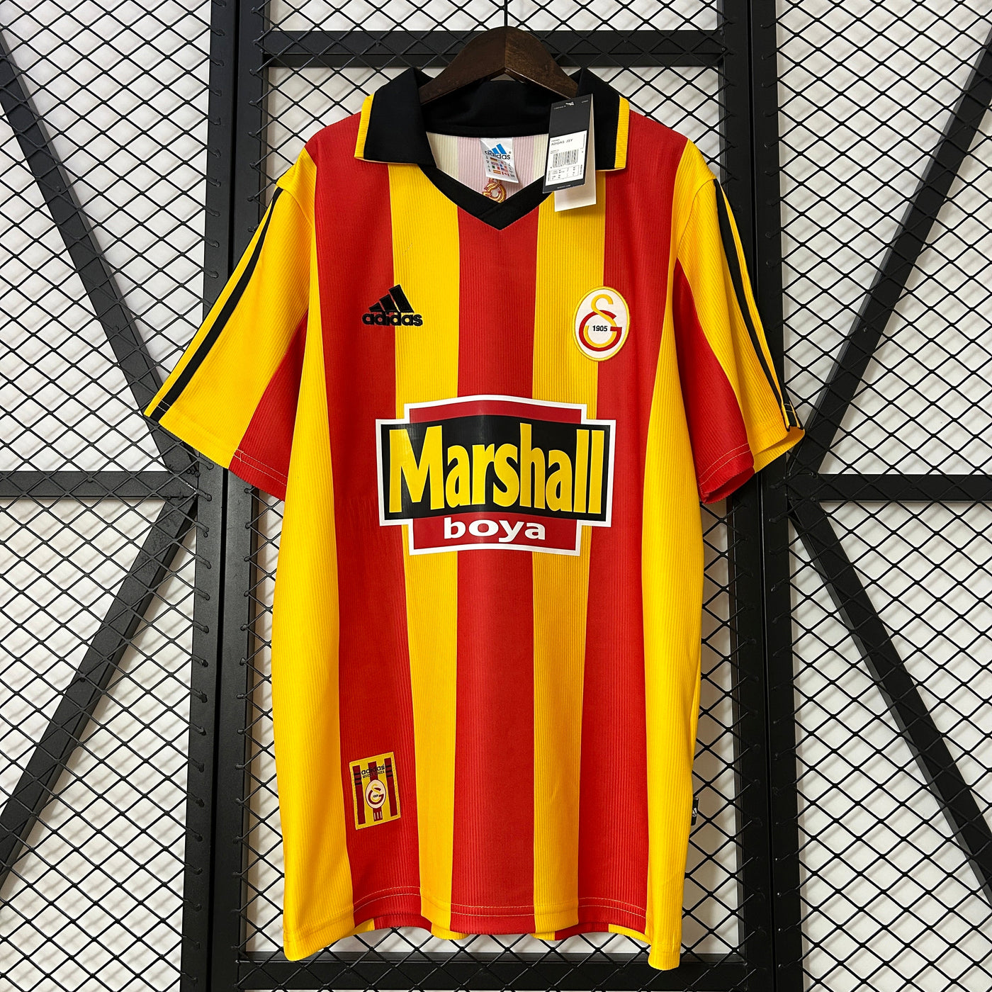 Galatasaray Home Retro Shirt 1999/2000