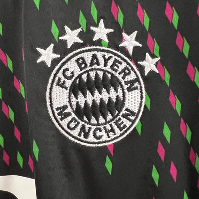 23/24 kids Bayern Munich away size: 16-28