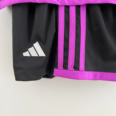 23/24 kids Bayern Munich away size: 16-28