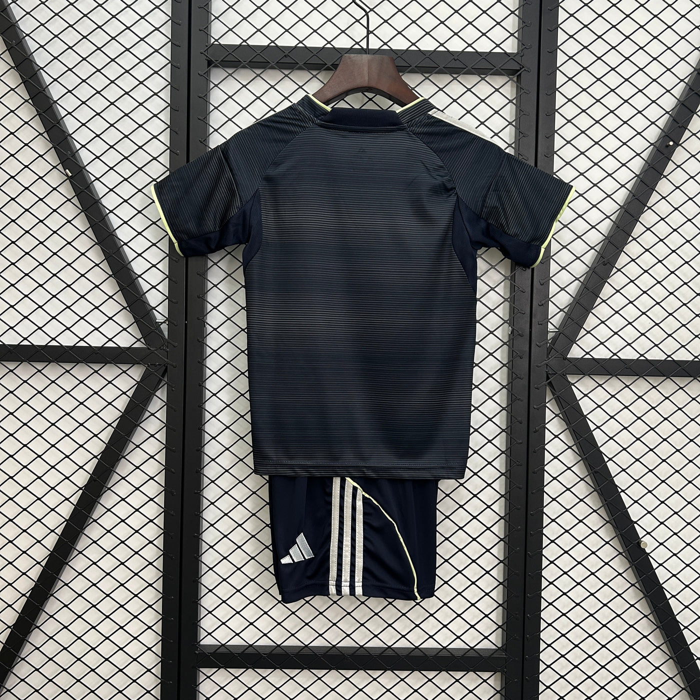 Real Madrid Kids Away Kit 2025/2026