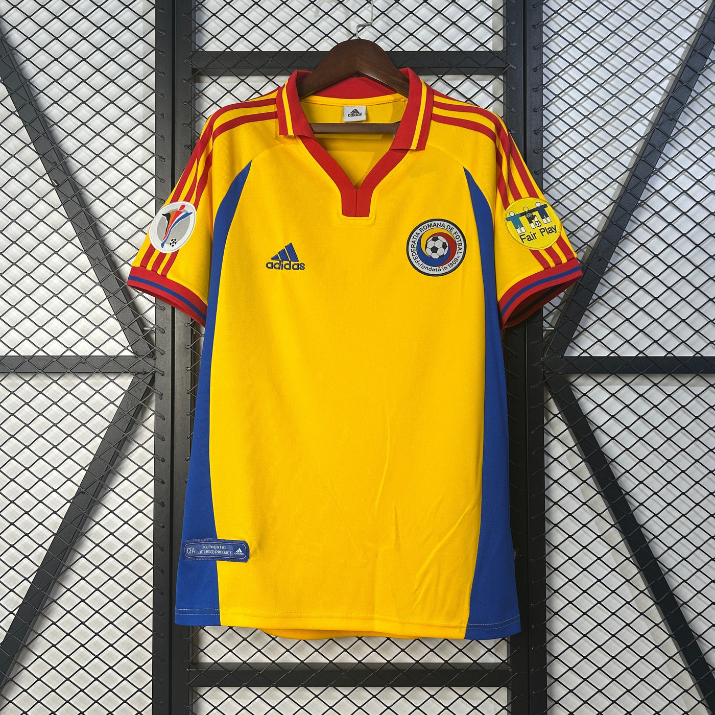 Romania Home Retro Shirt 2000