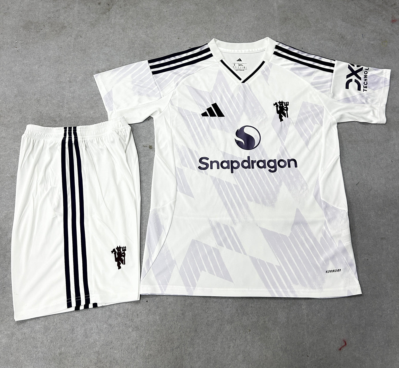 Manchester United Kit Away 2025/2026