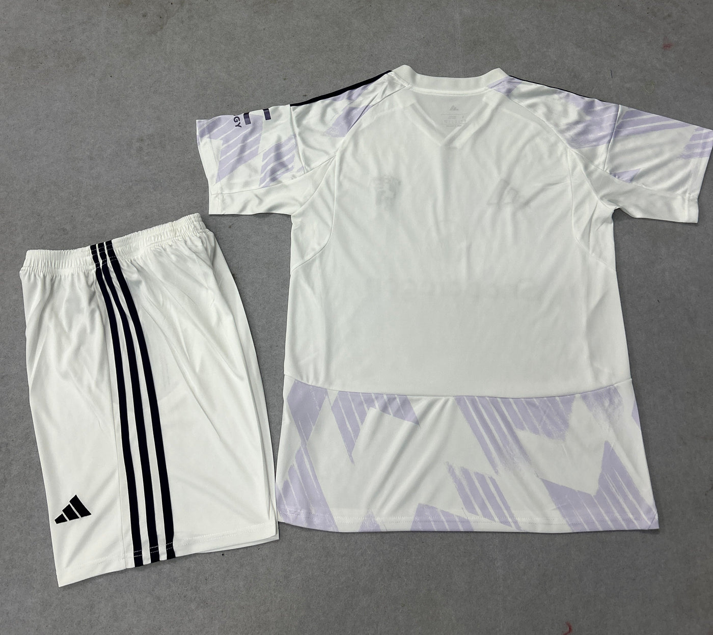 Manchester United Kit Away 2025/2026