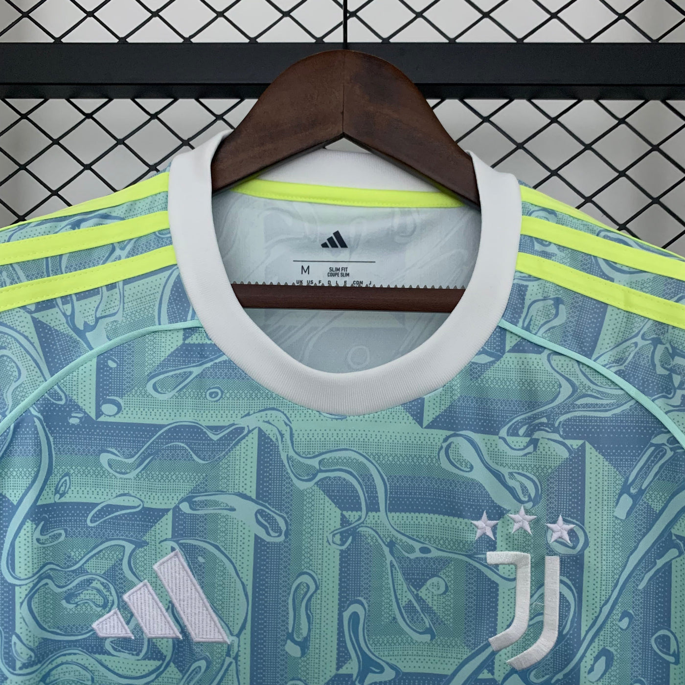 Juventus Away 2025/2026