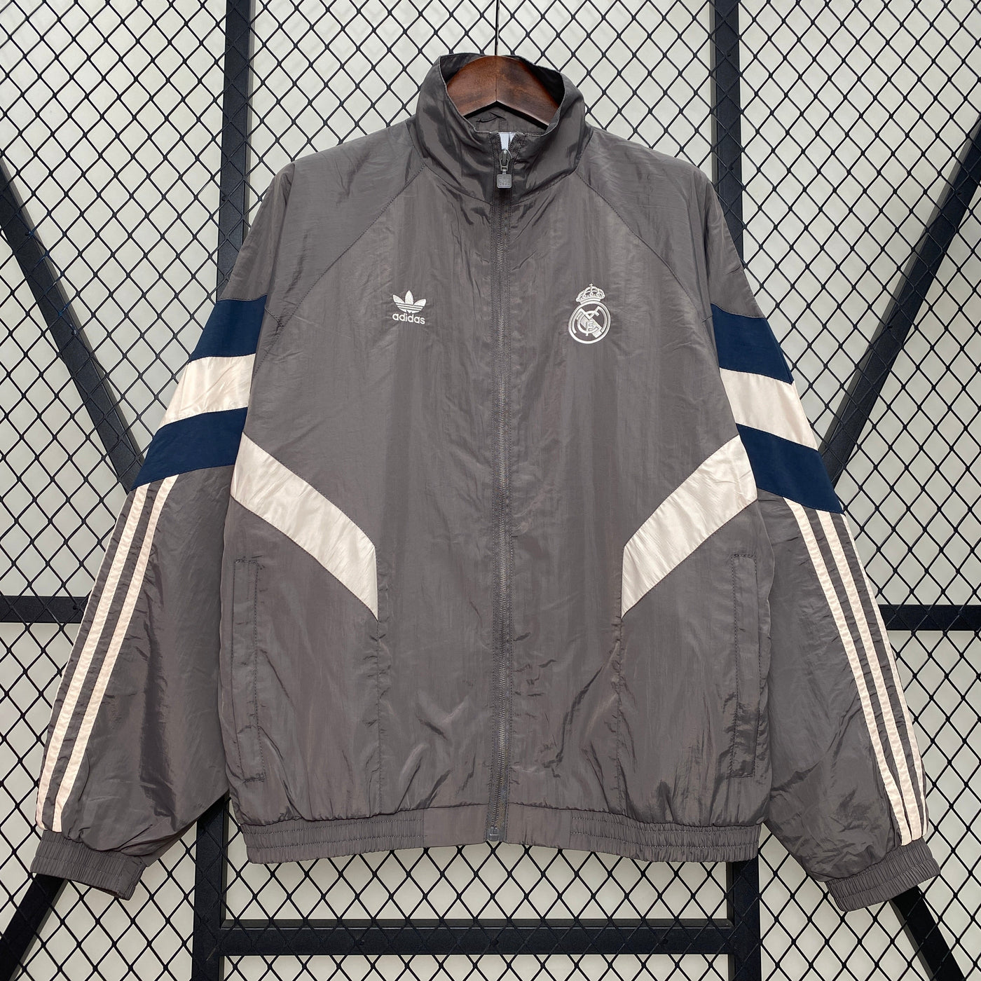 Real Madrid Windbreaker 2024/2025