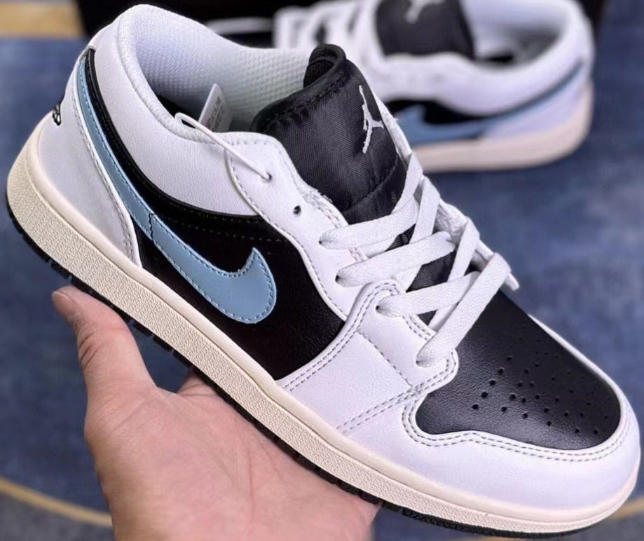 Nike Air Jordan 05 Shoes - Iconic Streetwear Sneakers