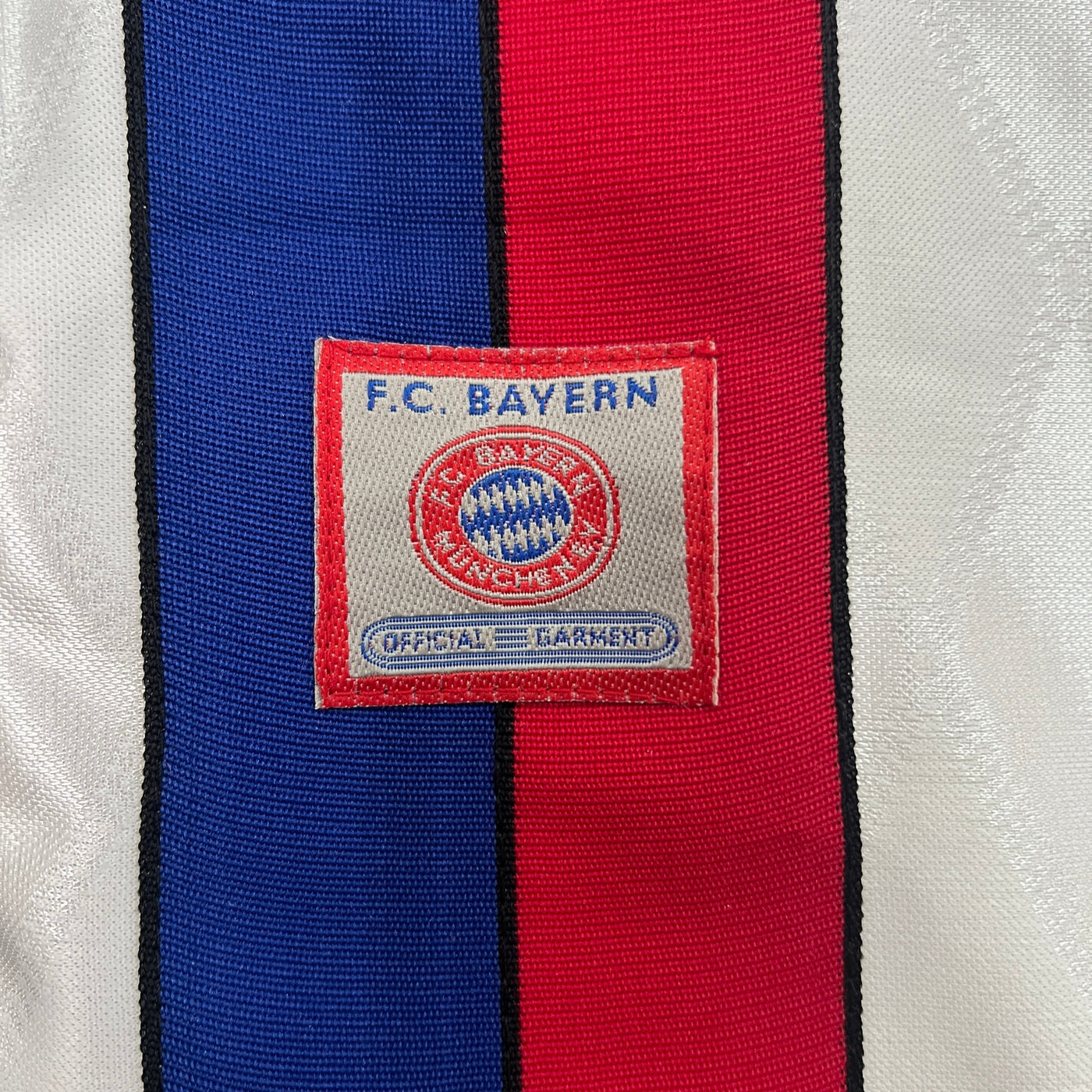 Retro Bayern Munich 96/98 Away S-XXL