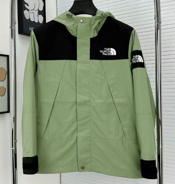 The North Face Martis Jacket Windbreaker Leather Green/Black