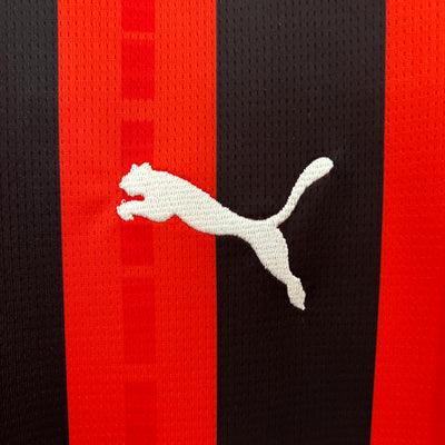 Officiële AC Milan Thuis Shirt 2024/2025 - Rood en Zwart met Witte Details