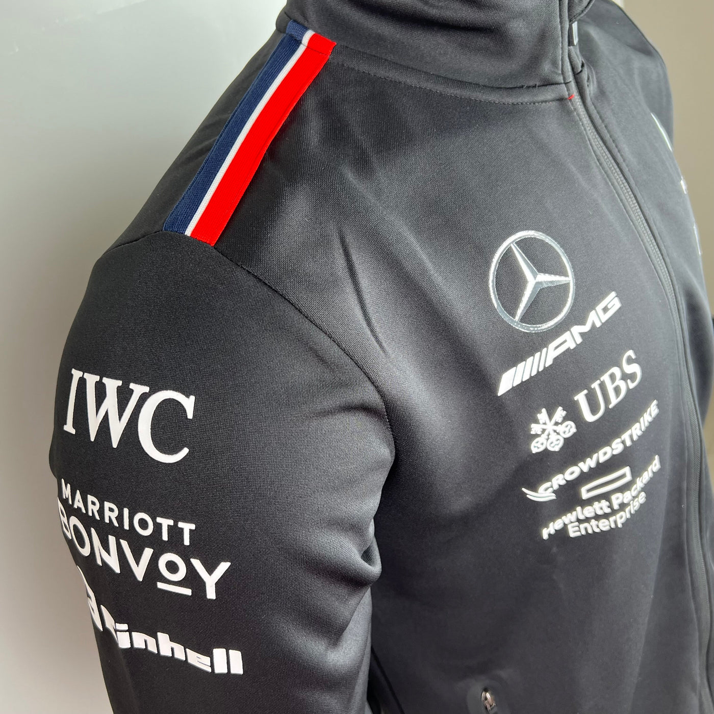 Formula 1™ Team - Mercedes-AMG Petronas - Long Sleeve with Zip