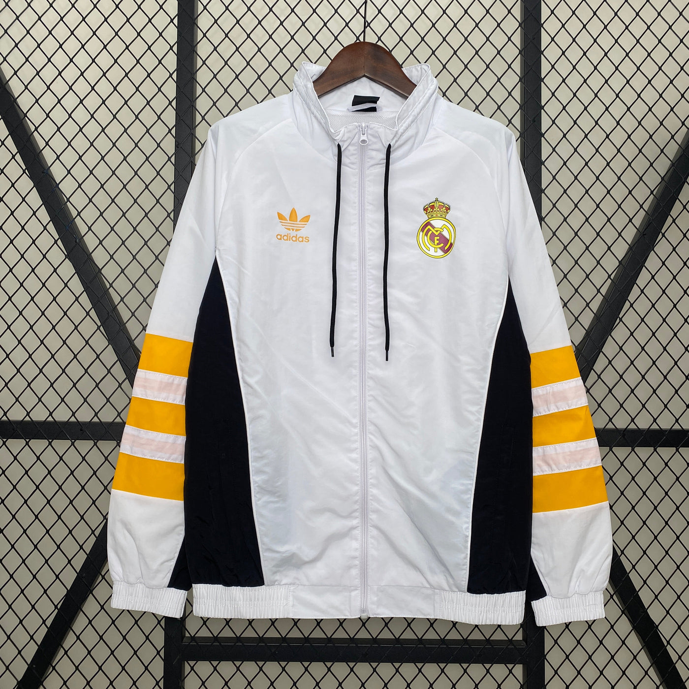 Real Madrid Home Windbreaker 2024/2025